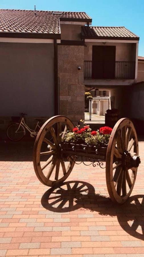 Corte 22 B&B E Appartamenti ボルゴマネーロ エクステリア 写真